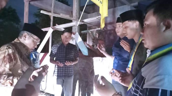 KH-Said-Aqil-Siradj-mendoakan-pembangunan-Markas-Besar-PMII-Lampung.jpg