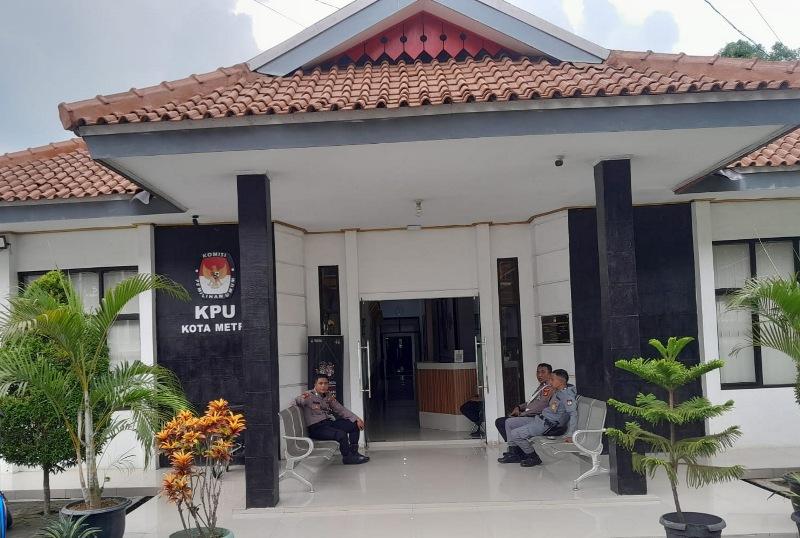 Pembatalan Pencalonan Wahdi-Qomaru, Komisioner KPU Metro Lampung: Sudah Pleno
