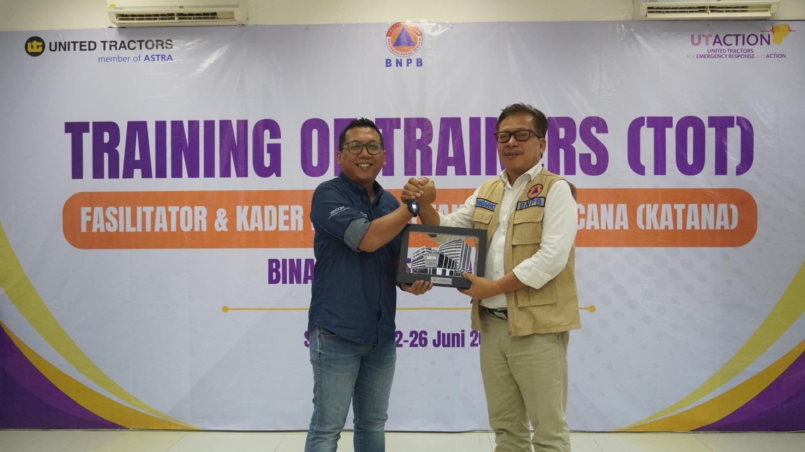 United Tractors dan BNPB Gelar Pelatihan KATANA untuk Perkuat Desa Tangguh Bencana - Tribunlampung.co.id