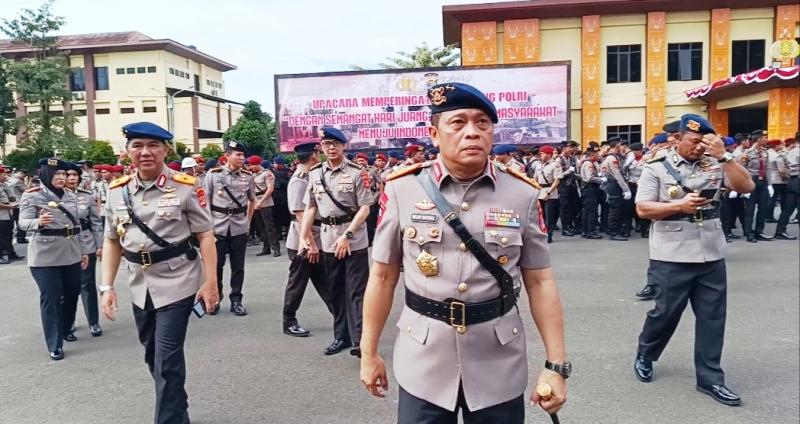 Kapolda-Lampung-Irjen-Pol-Helmy-Santika-dalam-peringatan-hari-juang-polri.jpg