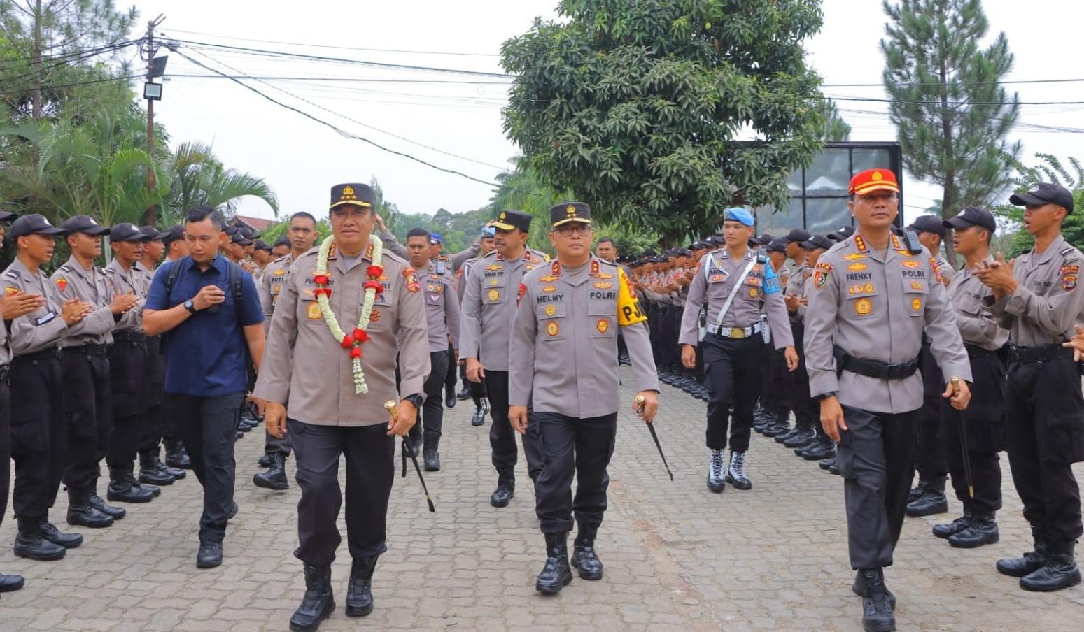 Kepala Polda Lampung Dampingi Kalemdiklat Polri Kunjungi SPN Kemiling