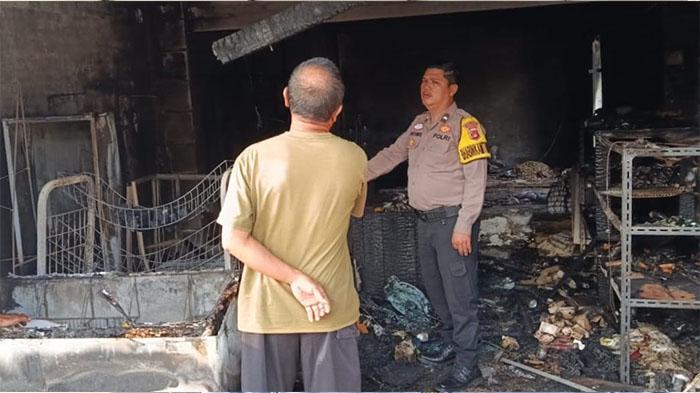 Kebakaran-Toko-Sembako-Hanguskan-110-Tabung-Gas-Elpiji.jpg