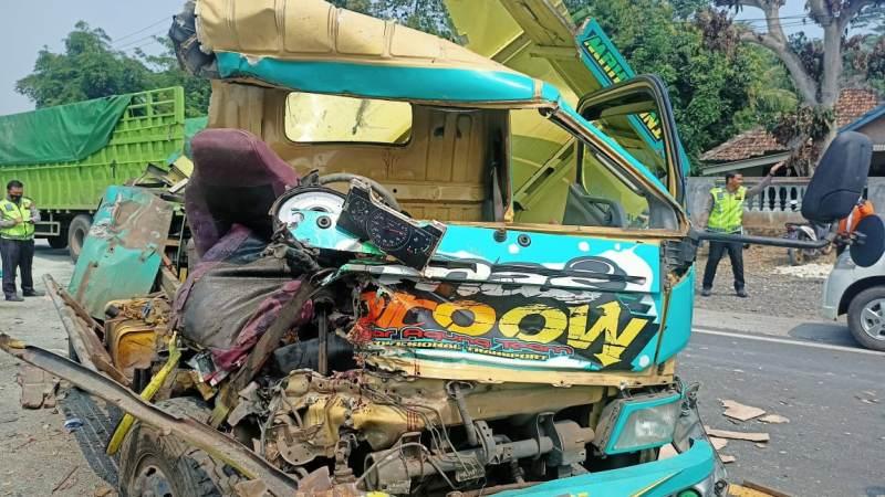 Kecelakaan-Libatkan-Dua-Kendaraan-di-Jalinsum-Lampung-Selatan.jpg