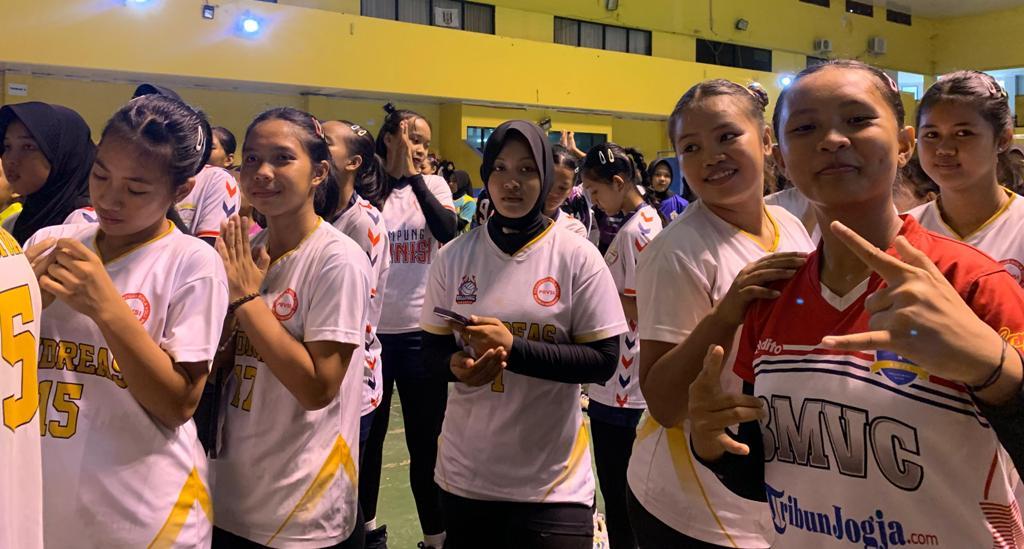 Kejurda-Bola-Voli-U-19-di-Bandar-Lampung.jpg
