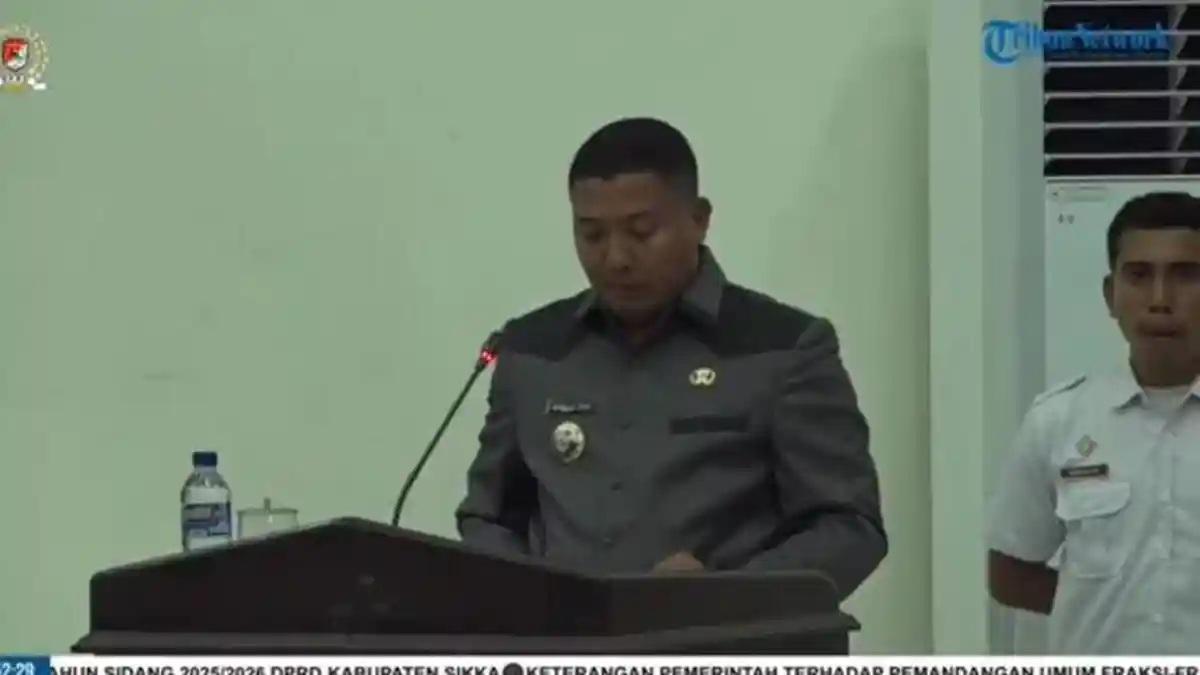 Kepala-sekolah-dimarahi-Bupati-sampai-dirawat-di-RS-gara-gara-merokok-saat-rapat.jpg