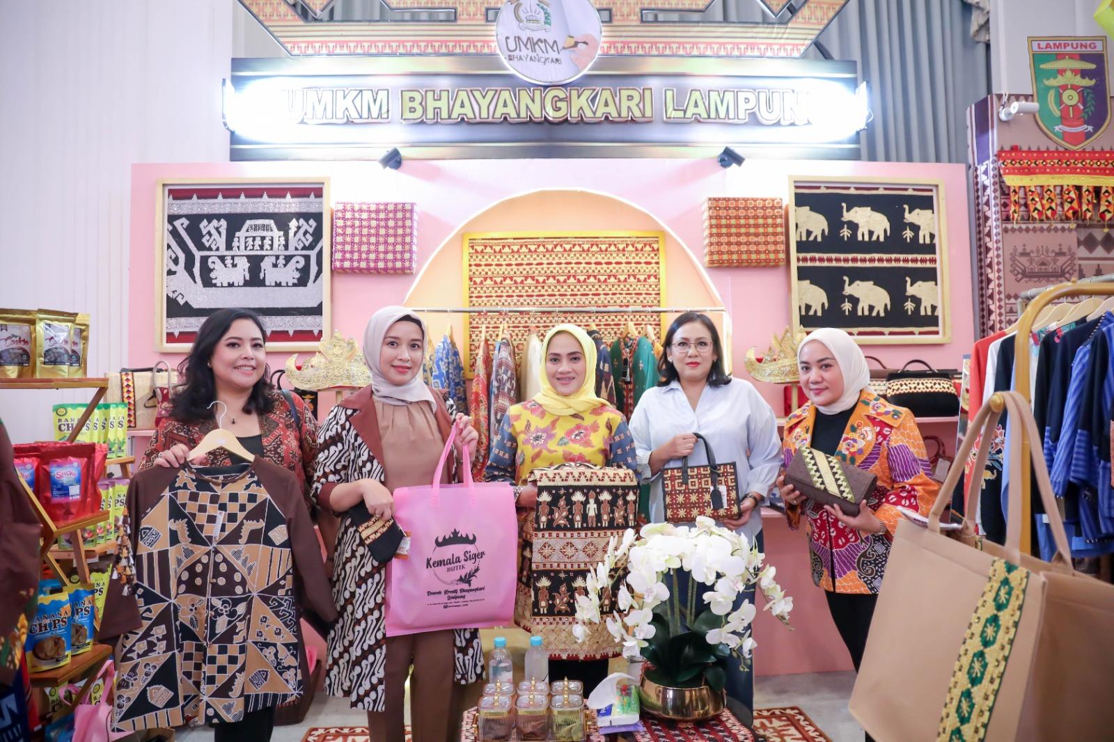 Ketua Bhayangkari Polda Lampung Apresiasi Pengembangan UMKM melalui Lampung Craf 2024