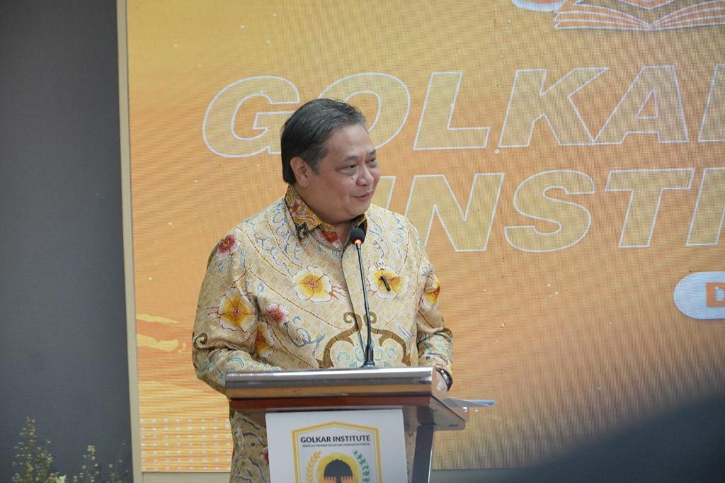 Ketum Golkar Airlangga Hartarto Minta Kader Muda Golkar Siap Hadapi Perubahan Iklim