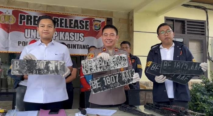 Komplotan-pencuri-kabel-PLN-yang-tertangkap-di-Lampung-Selatan-pernah-beraksi-di-Pringsewu.jpg