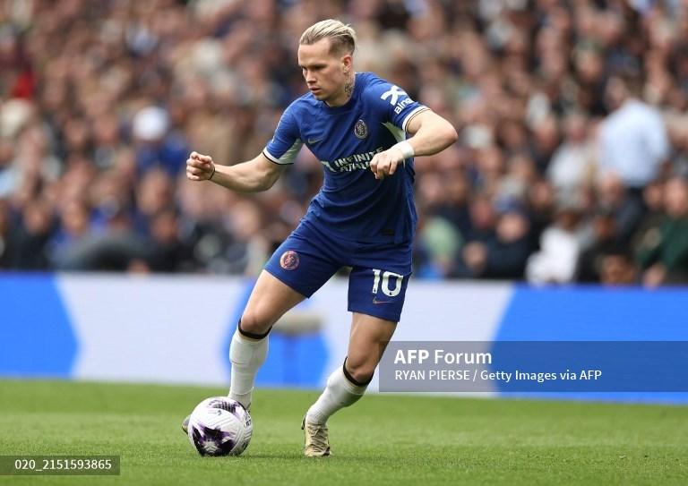 Kondisi-Mykhailo-Mudryk-Masih-Tak-Baik-Dipastikan-Absen-Bela-Chelsea-vs-Bournemouth.jpg