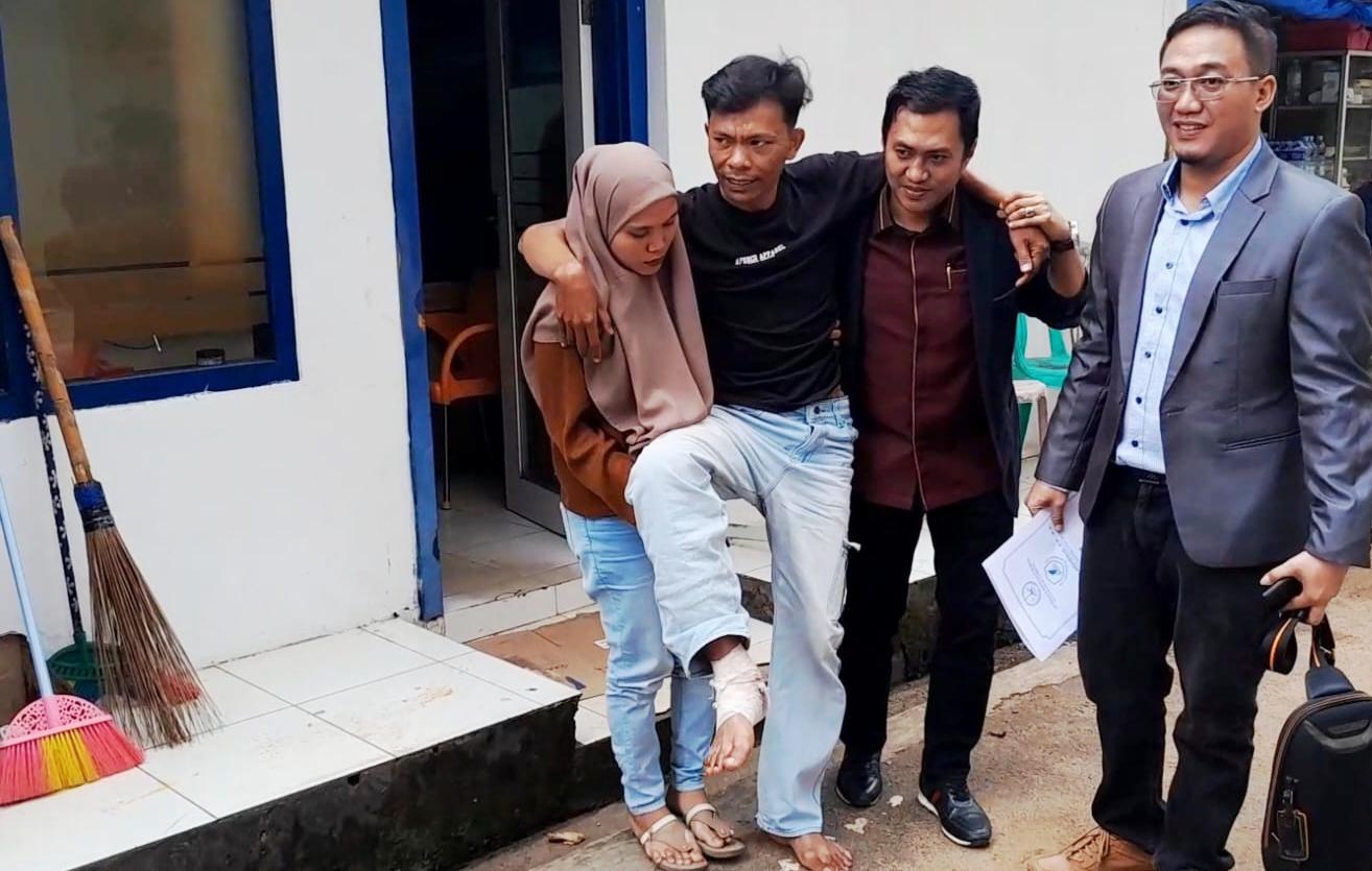 Ojol yang Ditabrak Mobil di Tanjungkarang Timur Resmi Buat Laporan Polisi