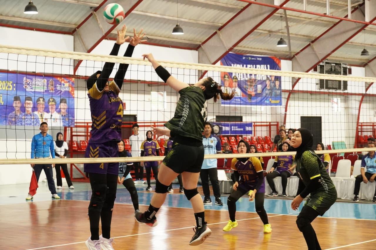 Kim Kardashian jinsiy aloqa porno