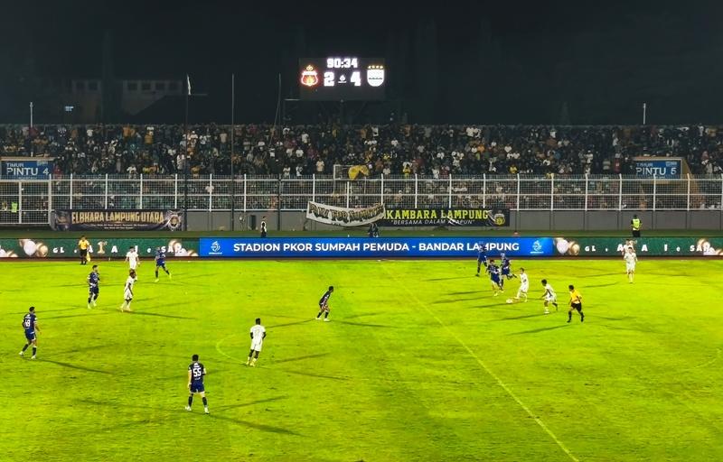 Laga-kandang-Bhayangkara-FC-dan-Persib-Bandung-A.jpg