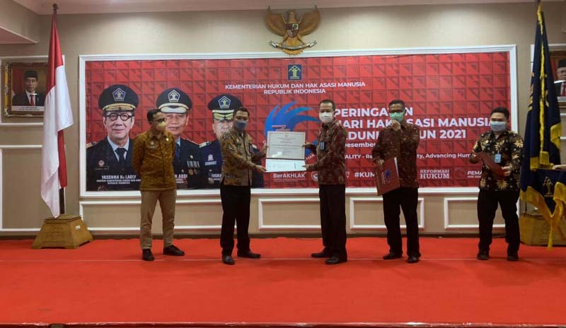 Lapas Way Kanan Lampung Terima Penghargaan Menkumham pada Hari HAM Sedunia 2021