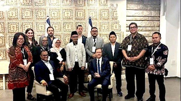 Lima-tokoh-muda-NU-saat-bertemu-Presiden-Israel-Isaac-Herzog.jpg