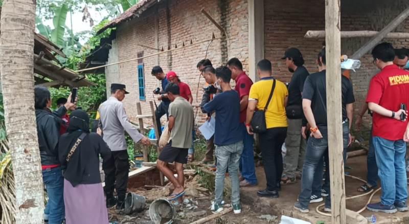 Pembunuh Sekeluarga di Way Kanan Berfoya-foya Pakai Harta Benda Korban