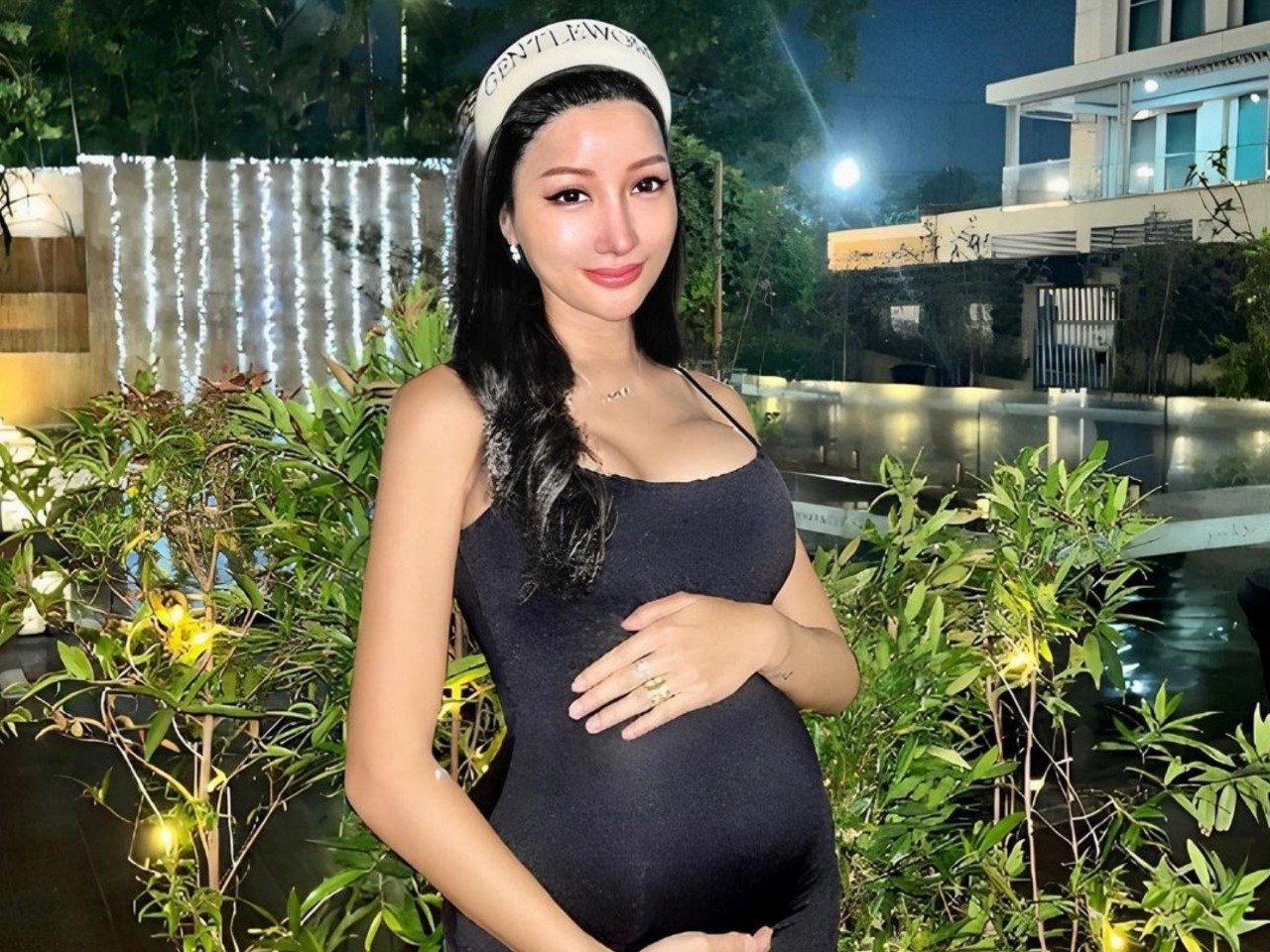 Lucinta Luna Syok Diramal Bakal Hamil Lagi