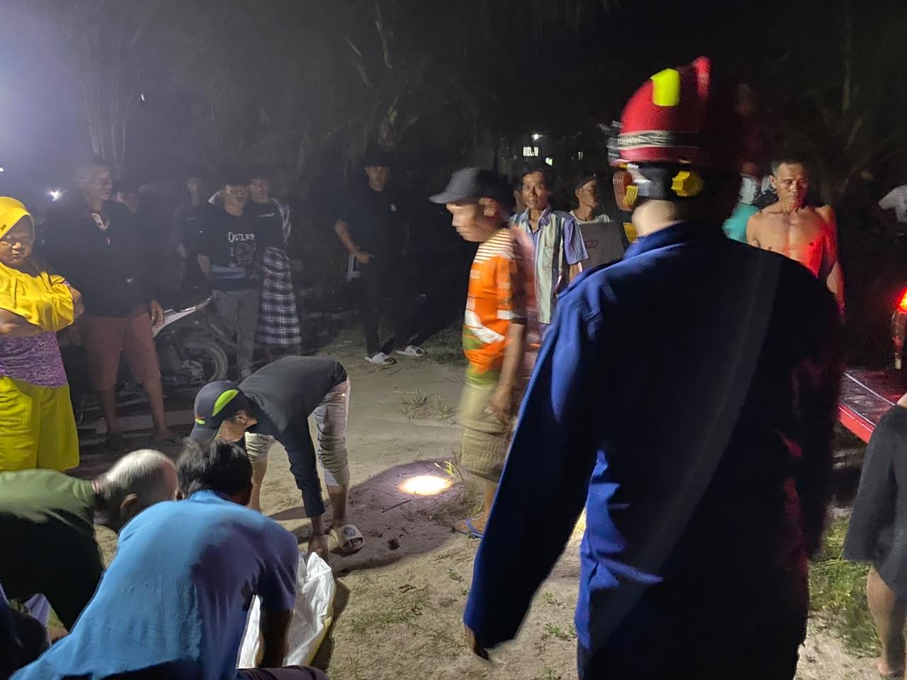 Pasangan Lansia Ditemukan Meninggal Berpelukan Seusai Rumahnya Terbakar di Lampung Selatan - Tribunlampung.co.id