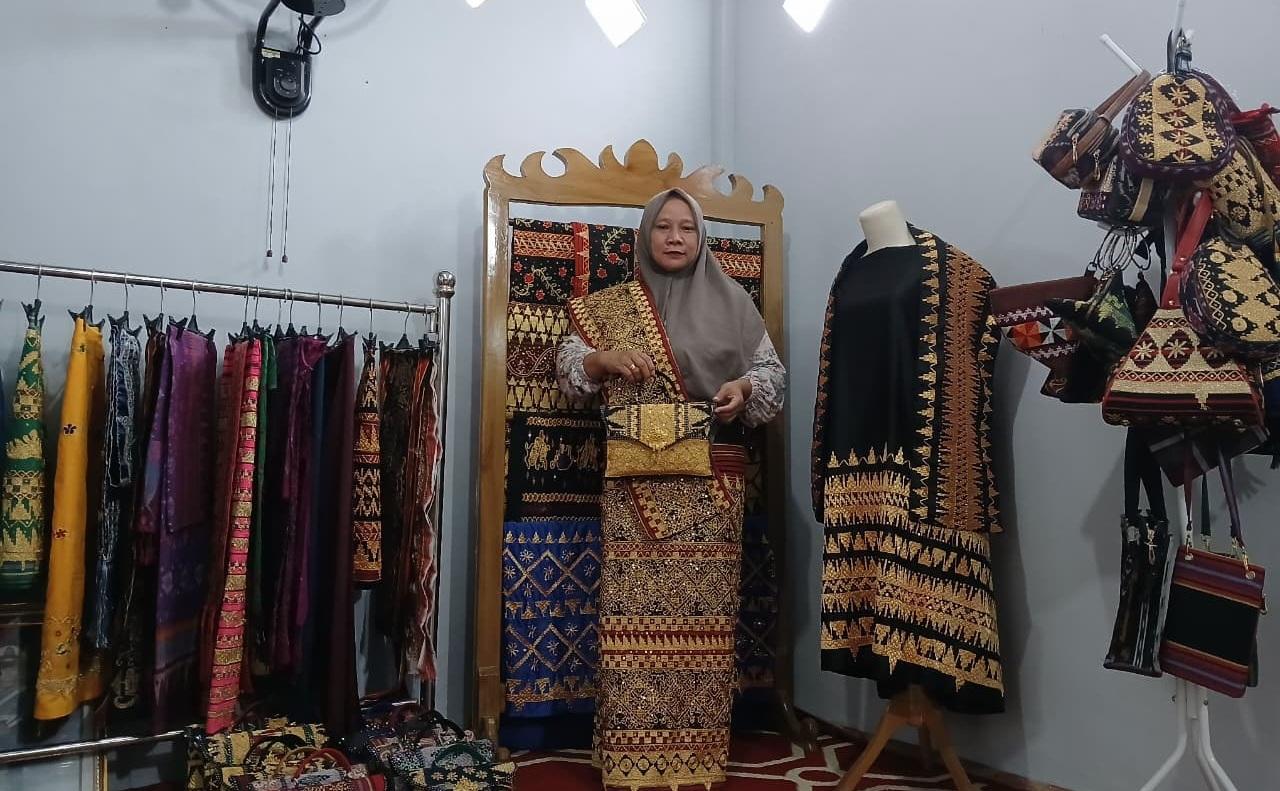 Tapis Pringsewu dari Hobi Menjadi Ladang Rezeki