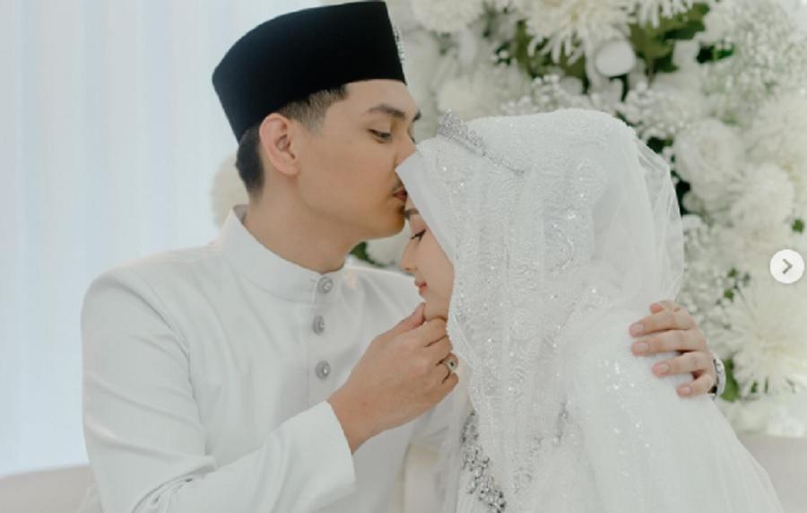 MOMEN-PERNIKAHAN-Yasmine-Ow-Mantan-istri-dari-Aditya-Zoni-itu.jpg