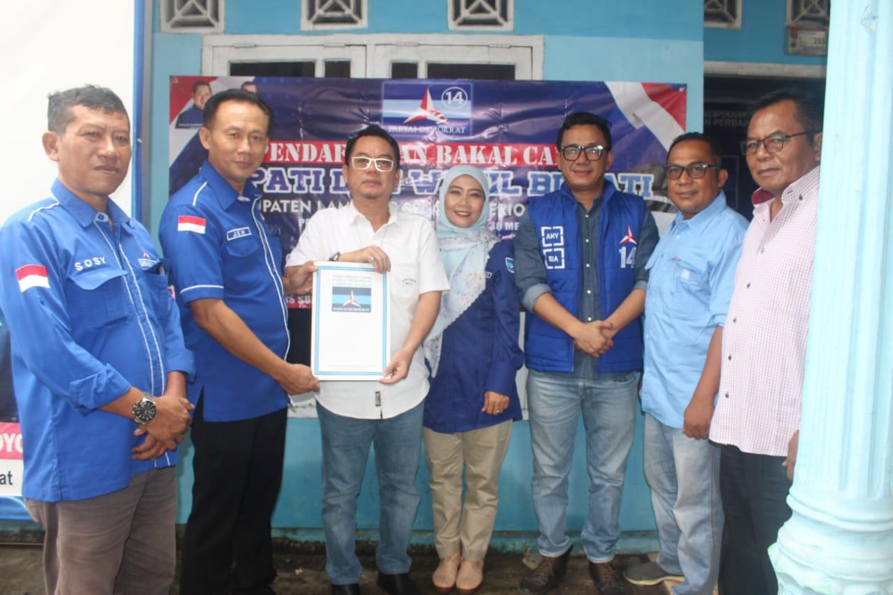 Bursa Pilkada Lampung Selatan 2024, Melinda Daftar Demokrat