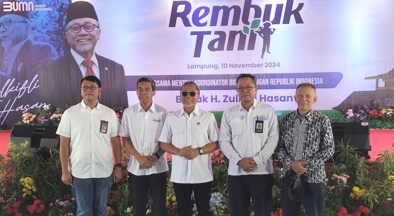 Menko-Pangan-Zulkifli-Hasan-bulog.jpg