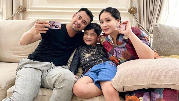Kemesraan Raffi Ahmad dan Nagita Slavina Ternyata Settingan, Rafathar Buka-bukaan