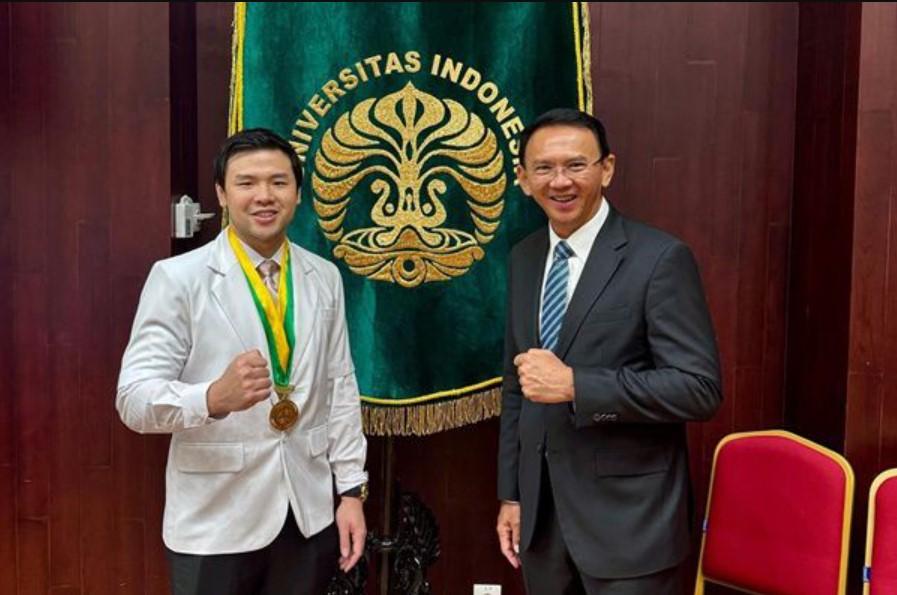 Nicholas Sean Pilih Didampingi Ahok saat Sumpah Dokter Ketimbang Veronica Tan