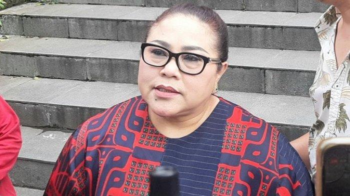 Nunung-Srimulat-kini-sudah-sembuh-dari-kanker-payudara.jpg