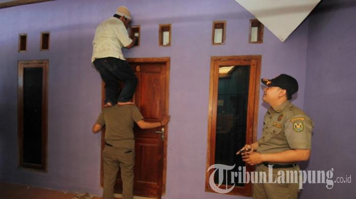 Oknum-Jaksa-di-Lampung-Rayakan-Tahun-Baru-di-Hotel-Ngamar-Bareng-Pengacara.jpg