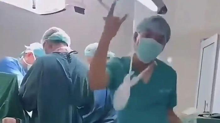 Oknum Perawat Joget Sambil Kalungkan Infus saat Operasi Pasien, Nasibnya Disorot