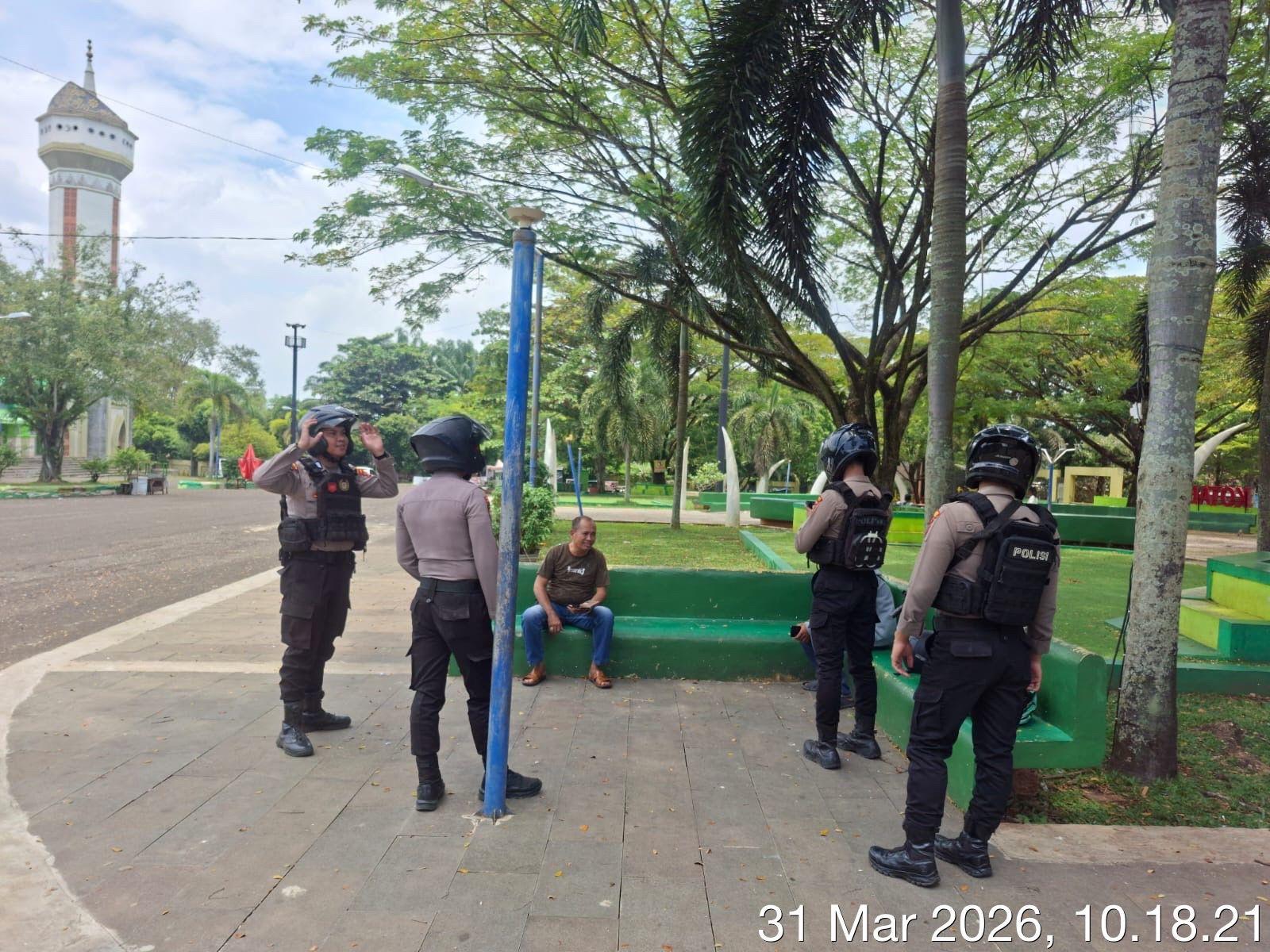 Polres Lampung Utara Patroli Presisi R2, Barcode dan Dialogis Dengan Warga