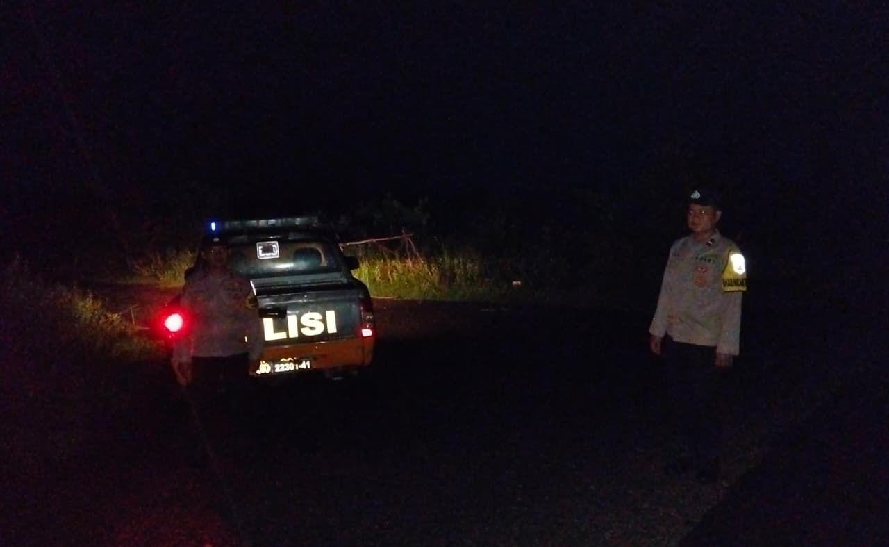 Personel Polsek Gunung Agung Tubaba Patroli Malam Imbau Kamtibmas