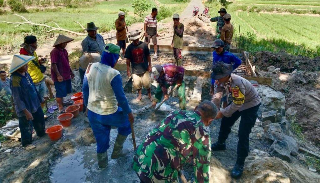 PERBAIKI-JEMBATAN-Way-Seputih.jpg