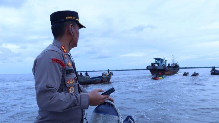 PNS-Pemkab-Lingga-korban-kecelakaan-speedboat-di-Riau.jpg