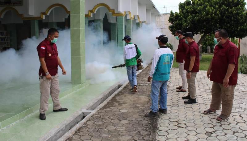 Cegah DBD pada Warga Binaan, Lapas Way Kanan Lakukan Fogging