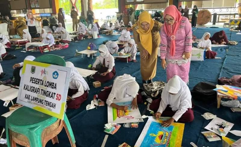 Pelaksanaan-lomba-kaligrafi-aksara-Lampung.jpg