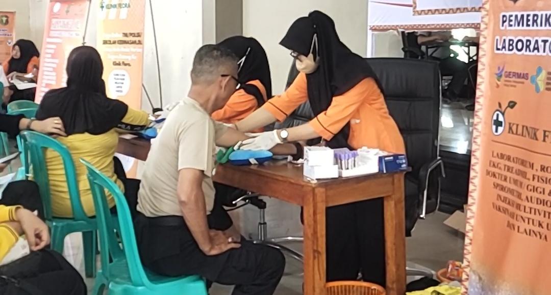 Ratusan Polisi Amankan Pemilu 2024 Jalani Tes Kesehatan