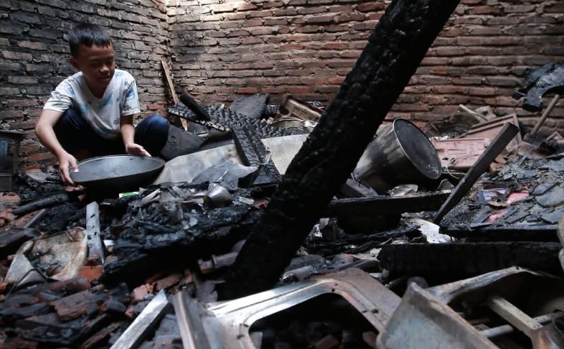 Pemilik Rumah Kontrakan Terbakar di Panjang Berhasil Selamatkan 3 Motor saat Kebakaran