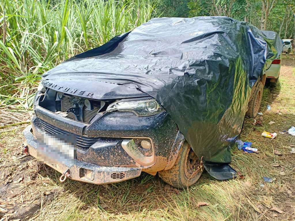 Penampakan 20 Mobil di Lokasi Penembakan 3 Polisi Way Kanan - Penampakan-mobil-di-arena-judi-sabung-ayam-Way-Kanan-8.jpg
