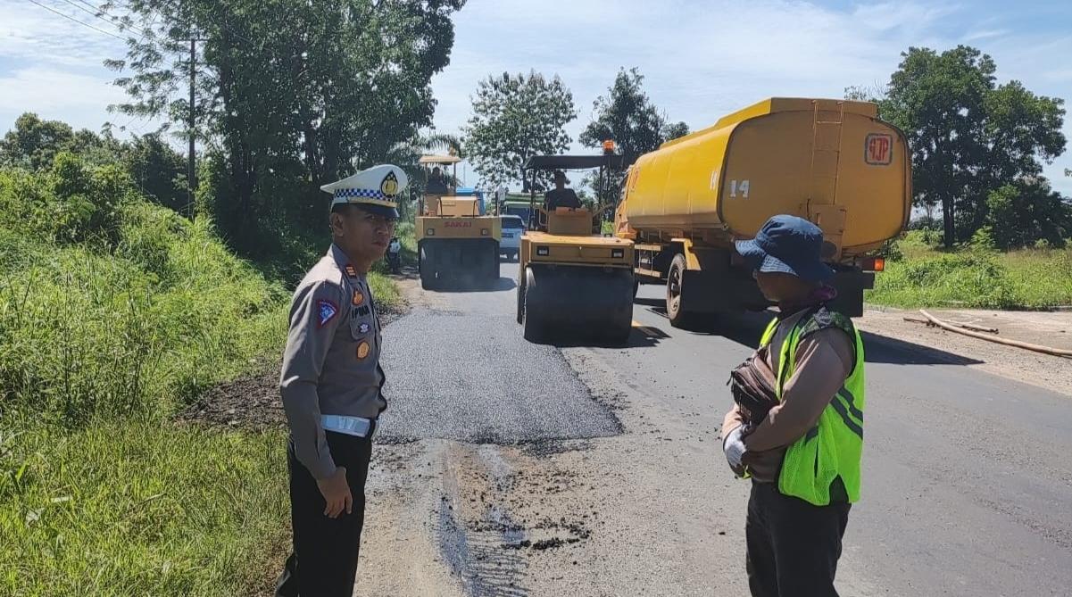 Satlantas Polres Lampung Tengah Polda Lampung Cek Jalinsum Jelang Lebaran