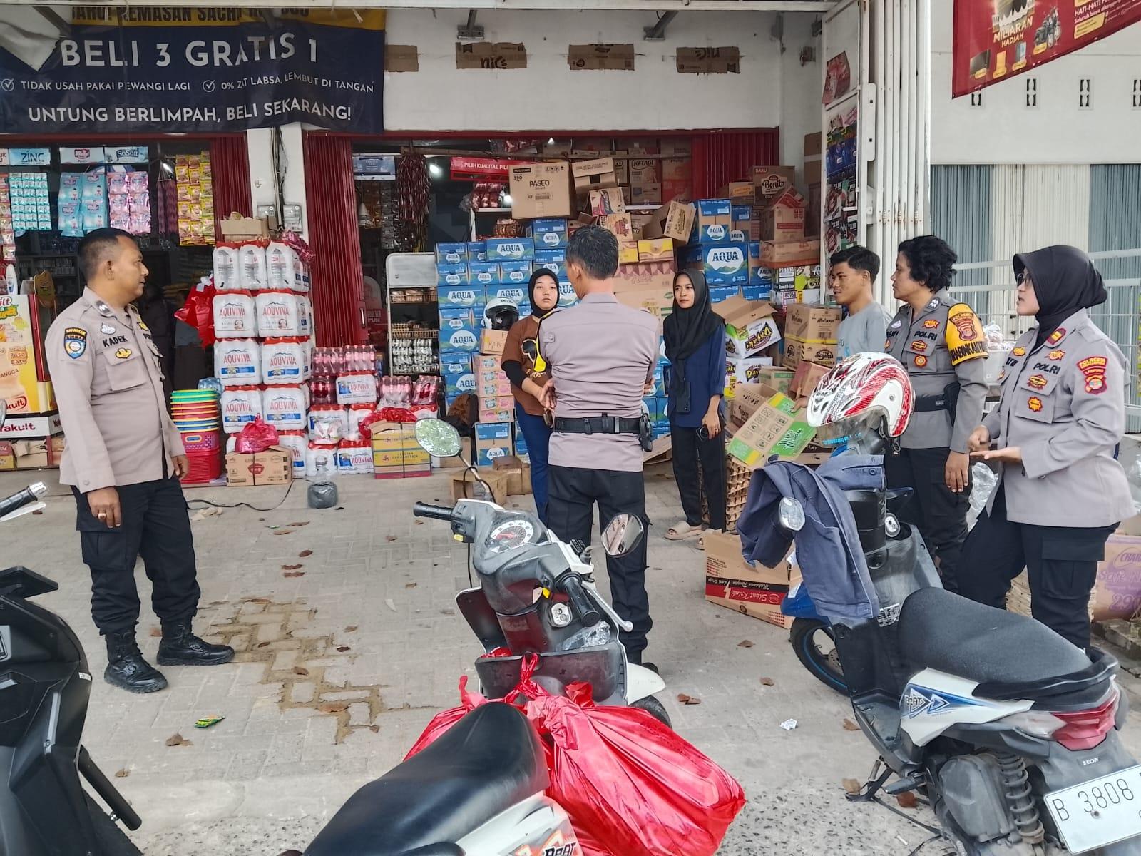Petugas-Polsek-Kemiling-patroli-pertokoan.jpg
