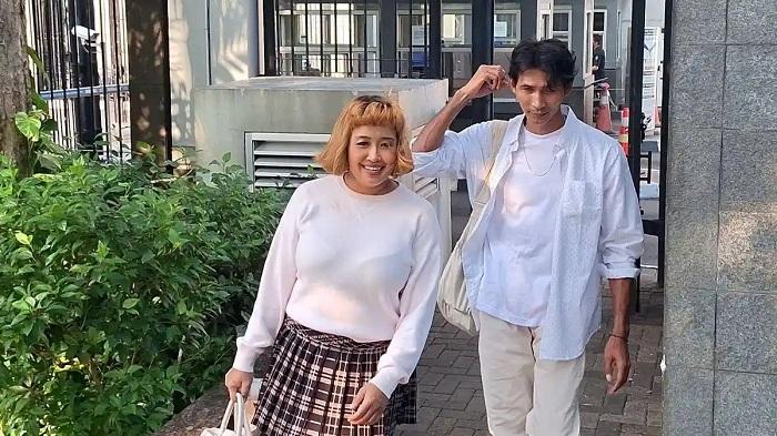 Pinkan-Mambo-Rujuk-Lagi.jpg