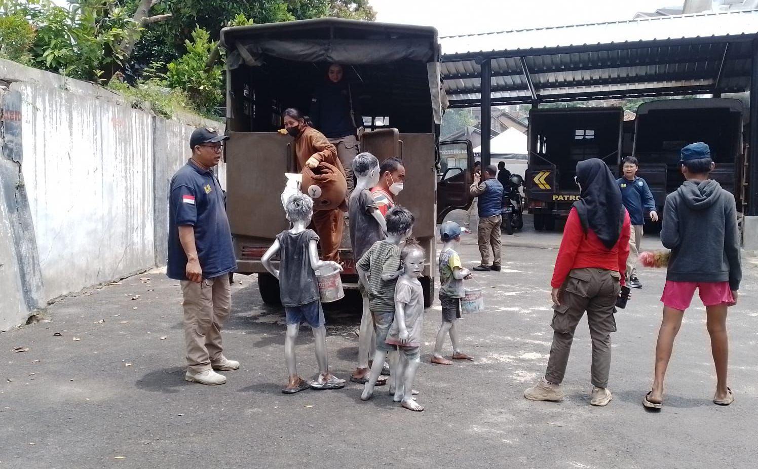 Pol-PP-Bandar-Lampung-Razia-manusia-silver-ODGJ-4.jpg