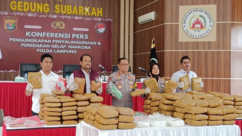 Polda-Lampung-gelar-konpers-kasus-narkoba-Rabu.jpg