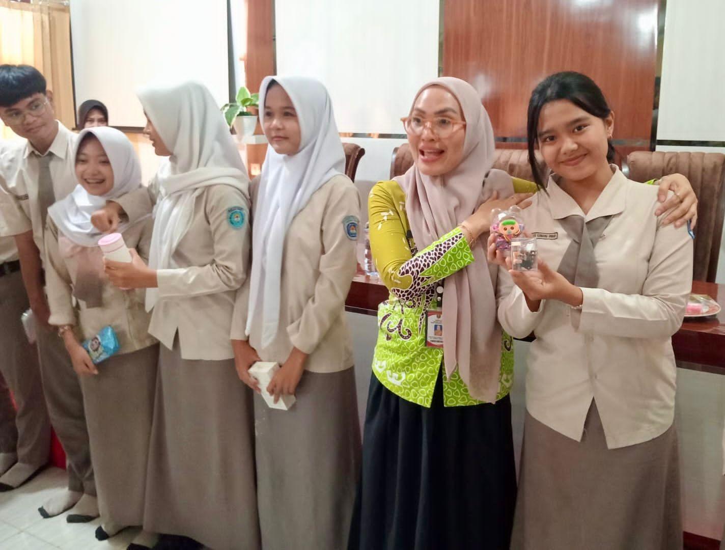 Police-Goes-To-School-Polres-Lampung-Tengah.jpg