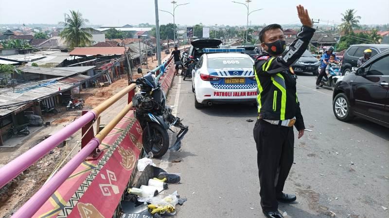 Polisi Amankan Lokasi Kecelakaan Aspri Hotman Paris di Bandar Lampung
