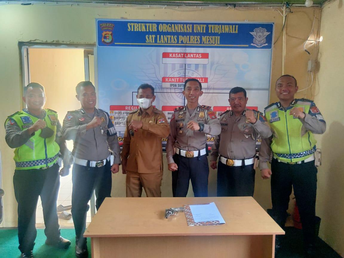 Polres Mesuji Kembali Terima Satu Pucuk Senjata Api Rakitan Tanpa Amunisi yang Diserahkan Warga