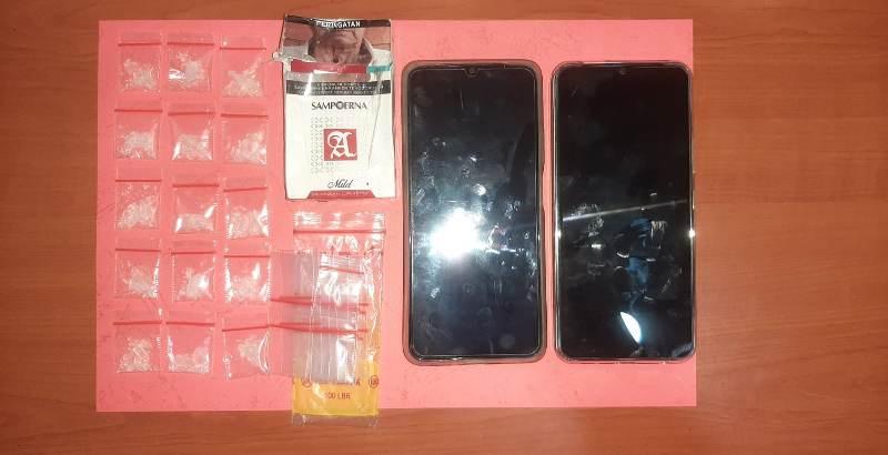 Polres-Pesisir-Barat-berhasil-mengamankan-dua-pelaku-penyalahgunaan-narkotika.jpg