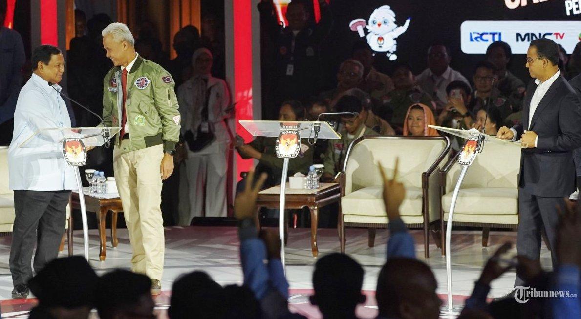 Pengamat Sayangkan Prabowo dan Anies Tak Salaman usai Debat: Tak Elok, Tak Berkelas