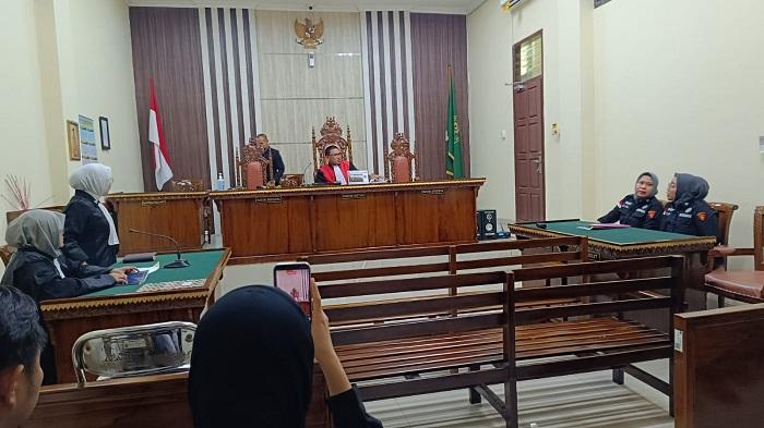 Praperadilan-Arinal-Djunaidi-Memanas.jpg